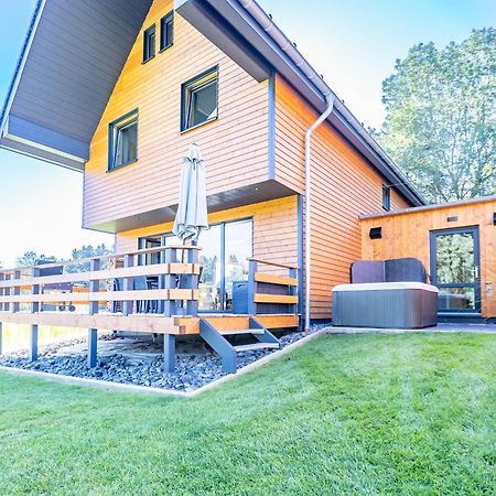 Urlaub Am Schwarzbach Mit Sauna Und Whilpool Butgenbach Exteriör bild