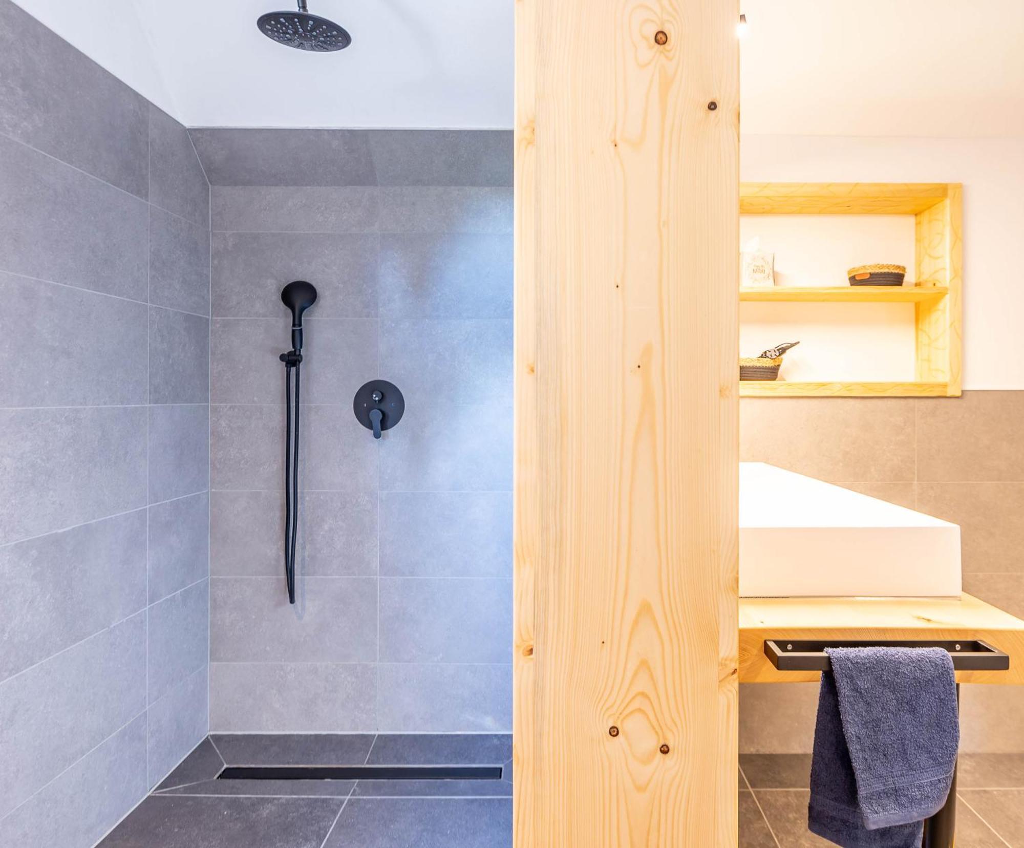 Urlaub Am Schwarzbach Mit Sauna Und Whilpool Butgenbach Exteriör bild